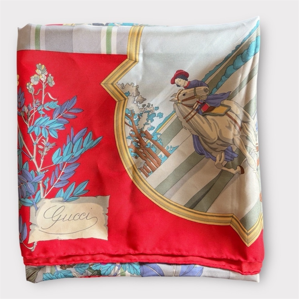 GUCCI Vintage Silk Scarf 34” Red Equestrian Hunting Print Italy - Picture 5 of 16